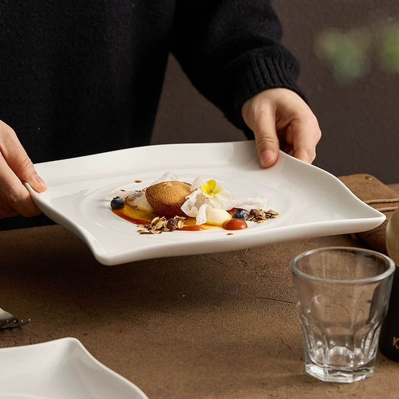 Modern Concentric Ripple Square Plate — Minimalist Ceramic Dinnerware